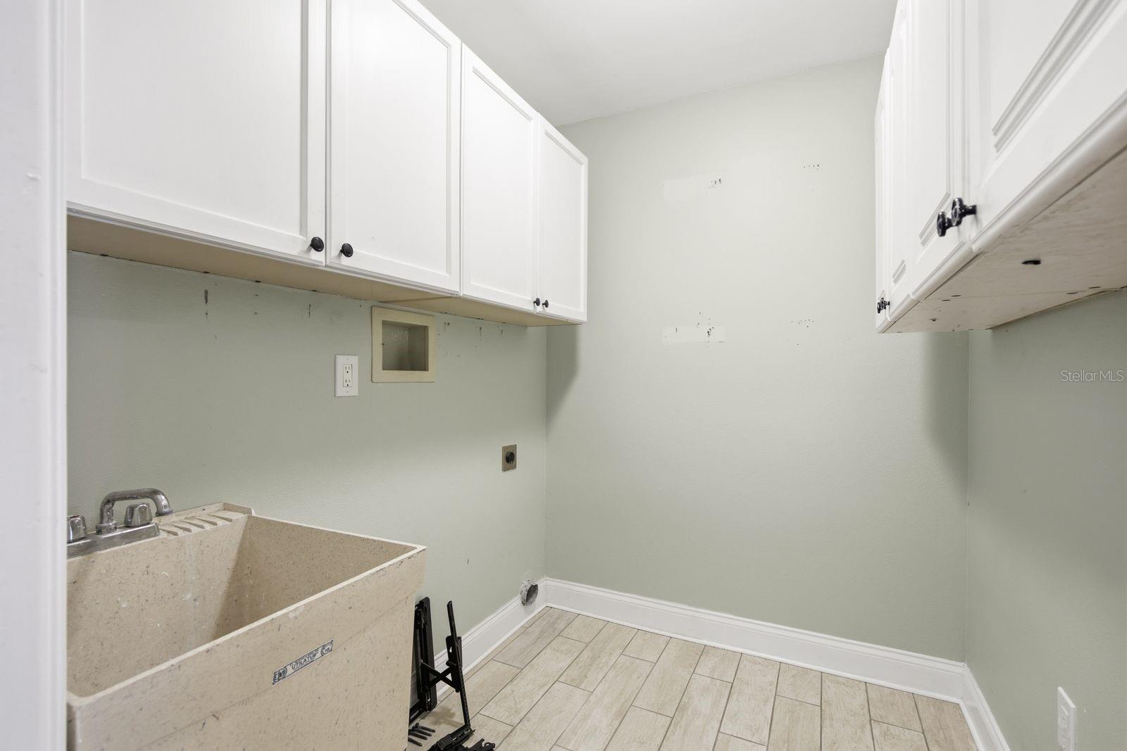 9903 SAN SEBASTIAN WAY — photo 28