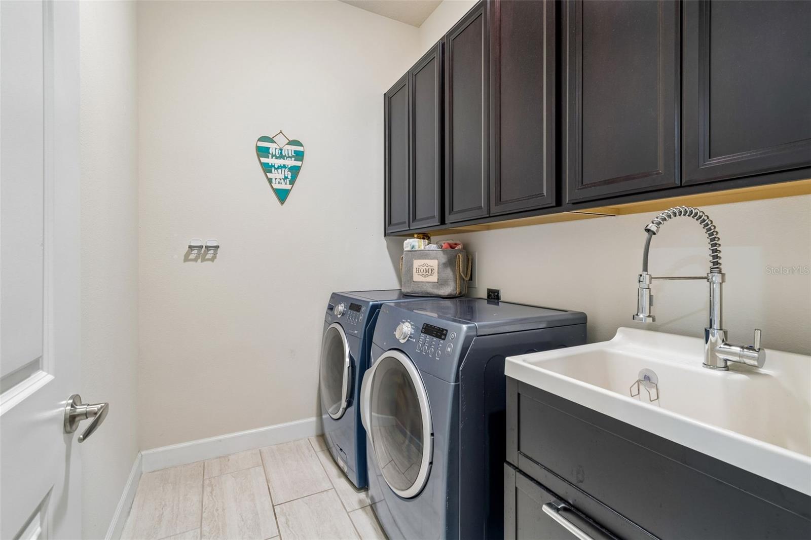 7872 MARSH POINTE DR — photo 44