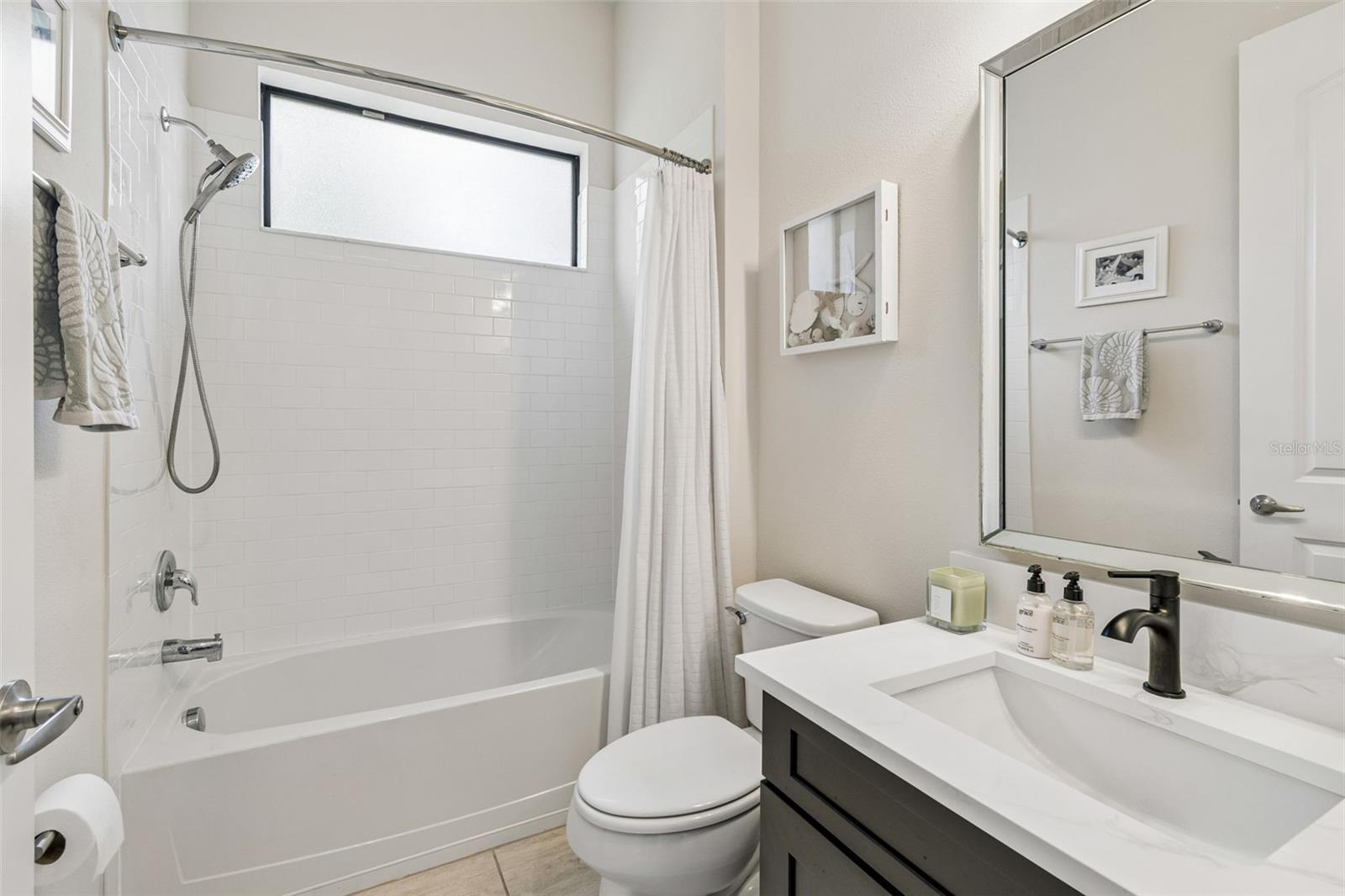 7872 MARSH POINTE DR — photo 36