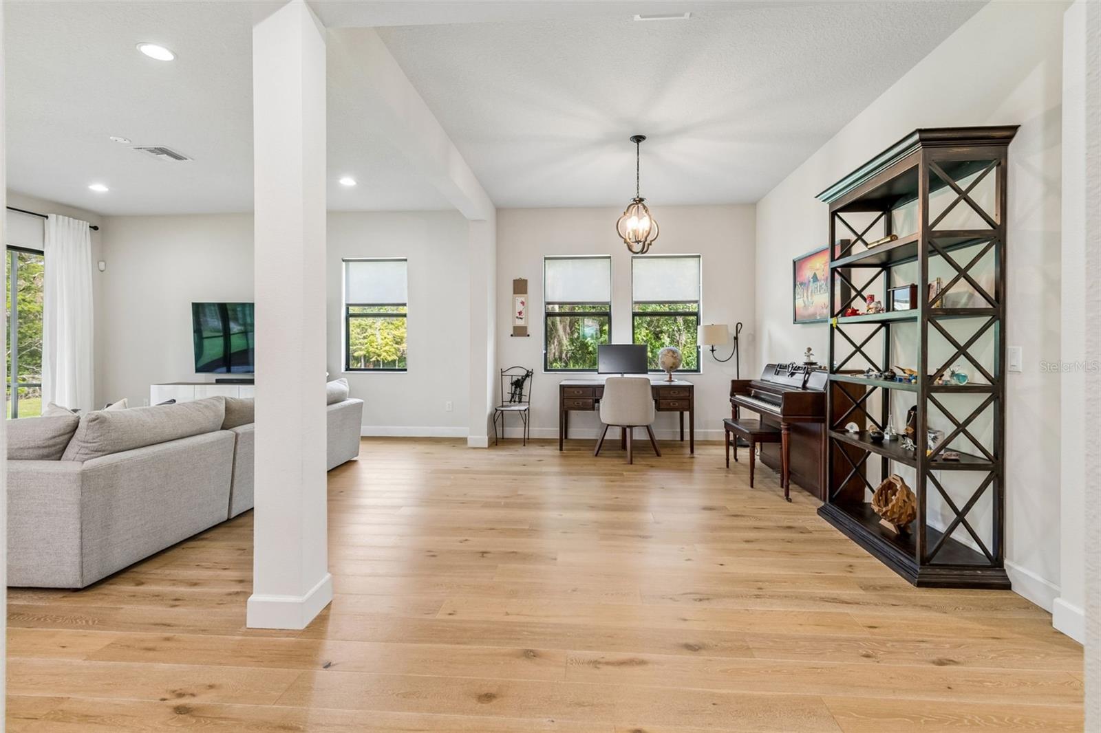 7872 MARSH POINTE DR — photo 10