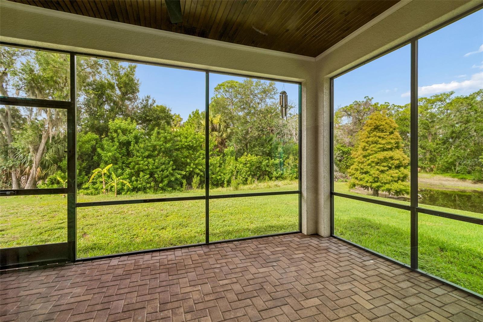 7872 MARSH POINTE DR — photo 28