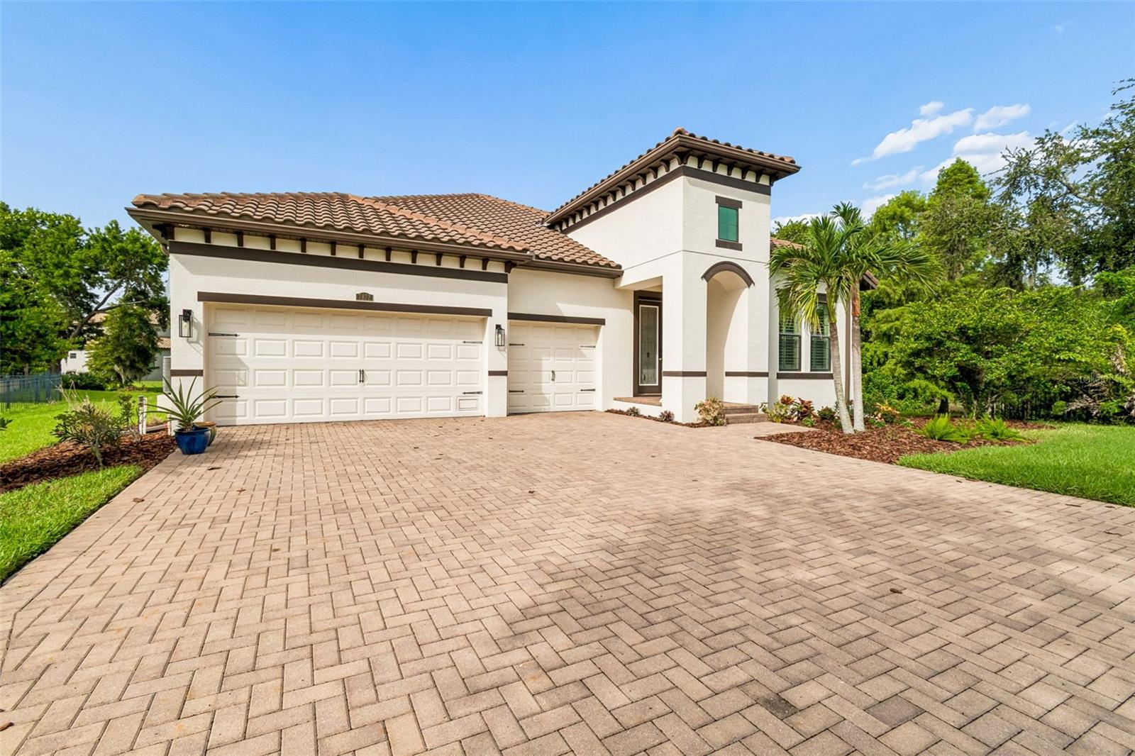 7872 MARSH POINTE DR — photo 4