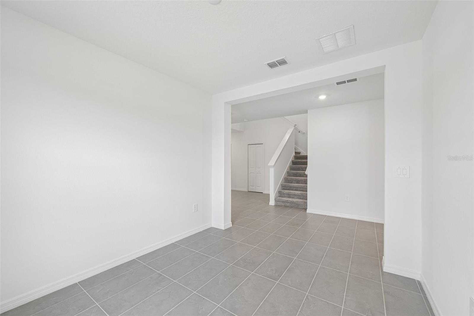 9014 OPTIMIST WAY — photo 15