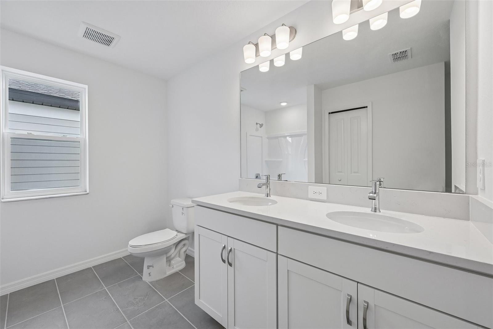 9014 OPTIMIST WAY — photo 28