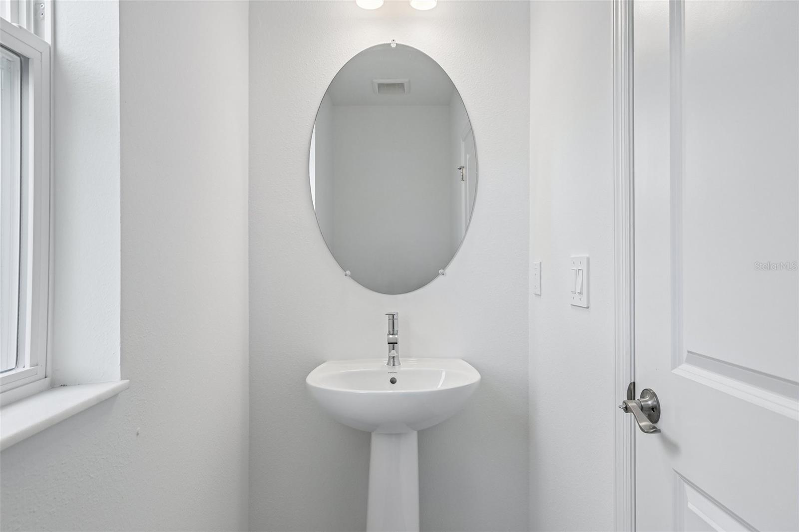 9014 OPTIMIST WAY — photo 11