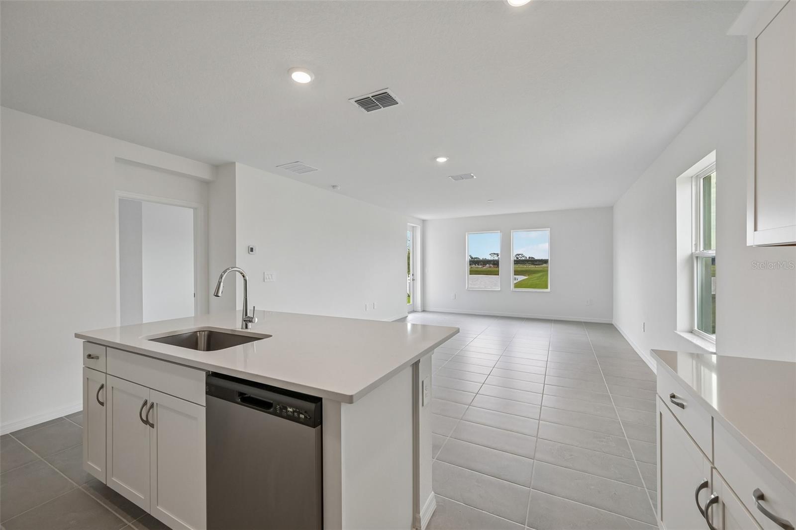 9014 OPTIMIST WAY — photo 5