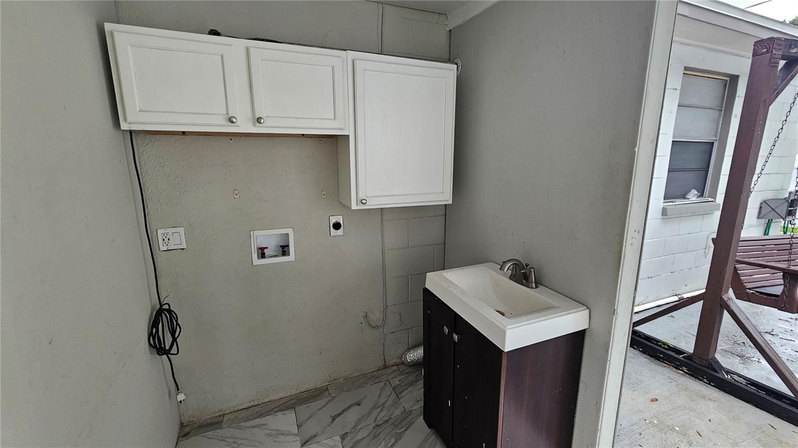 3502 LIBBY LOOP — photo 28