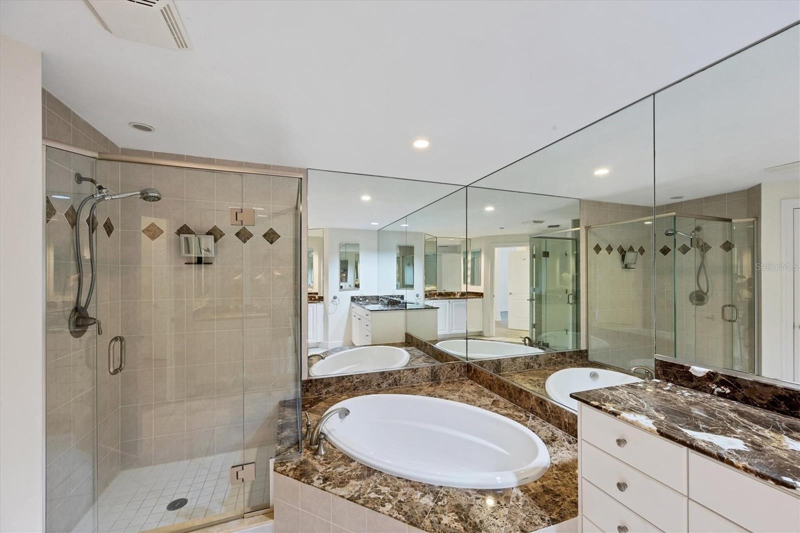 14041 BELLAGIO WAY #214 — photo 25