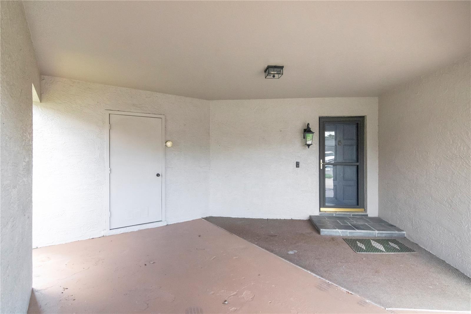 2655 BARKSDALE CT — photo 2