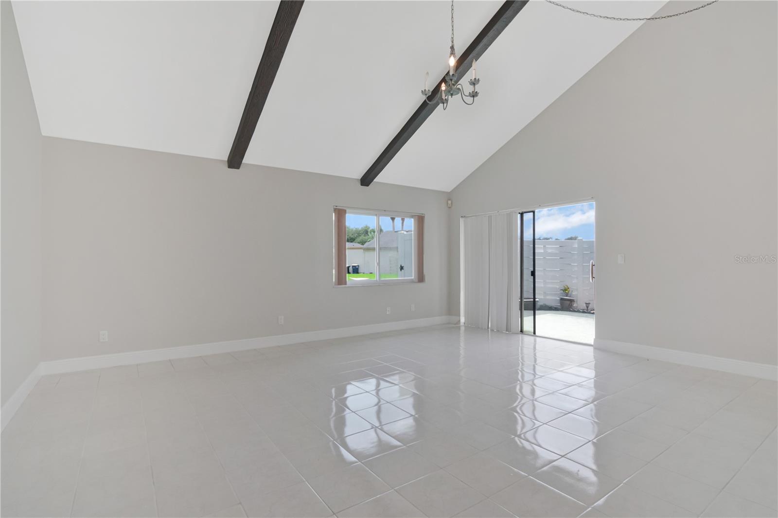2655 BARKSDALE CT — photo 3