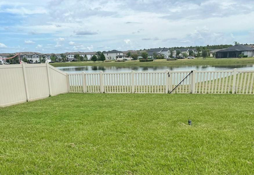 8403 CAPSTONE RANCH DR — photo 2