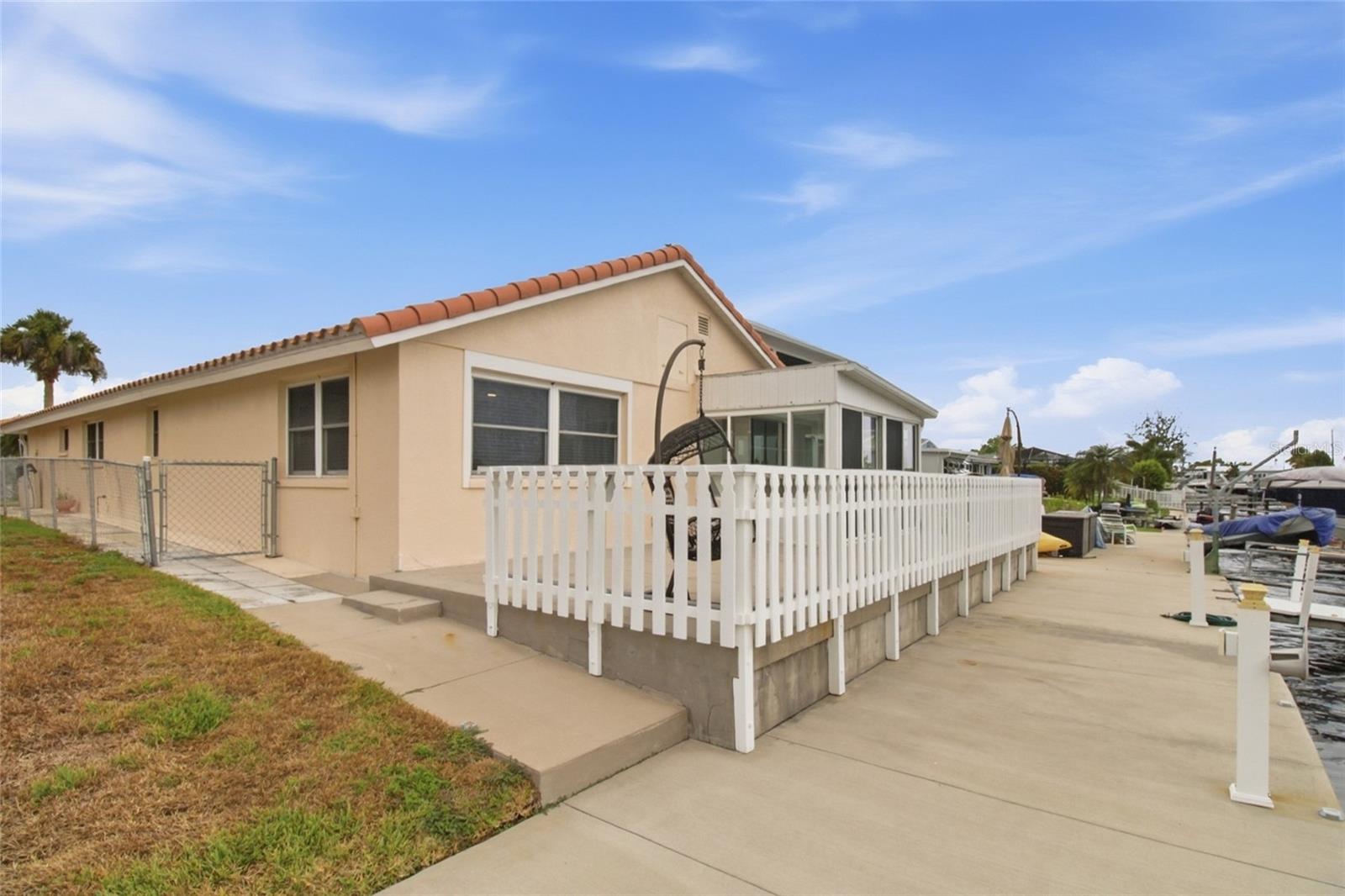 4549 TOPSAIL TRL — photo 40