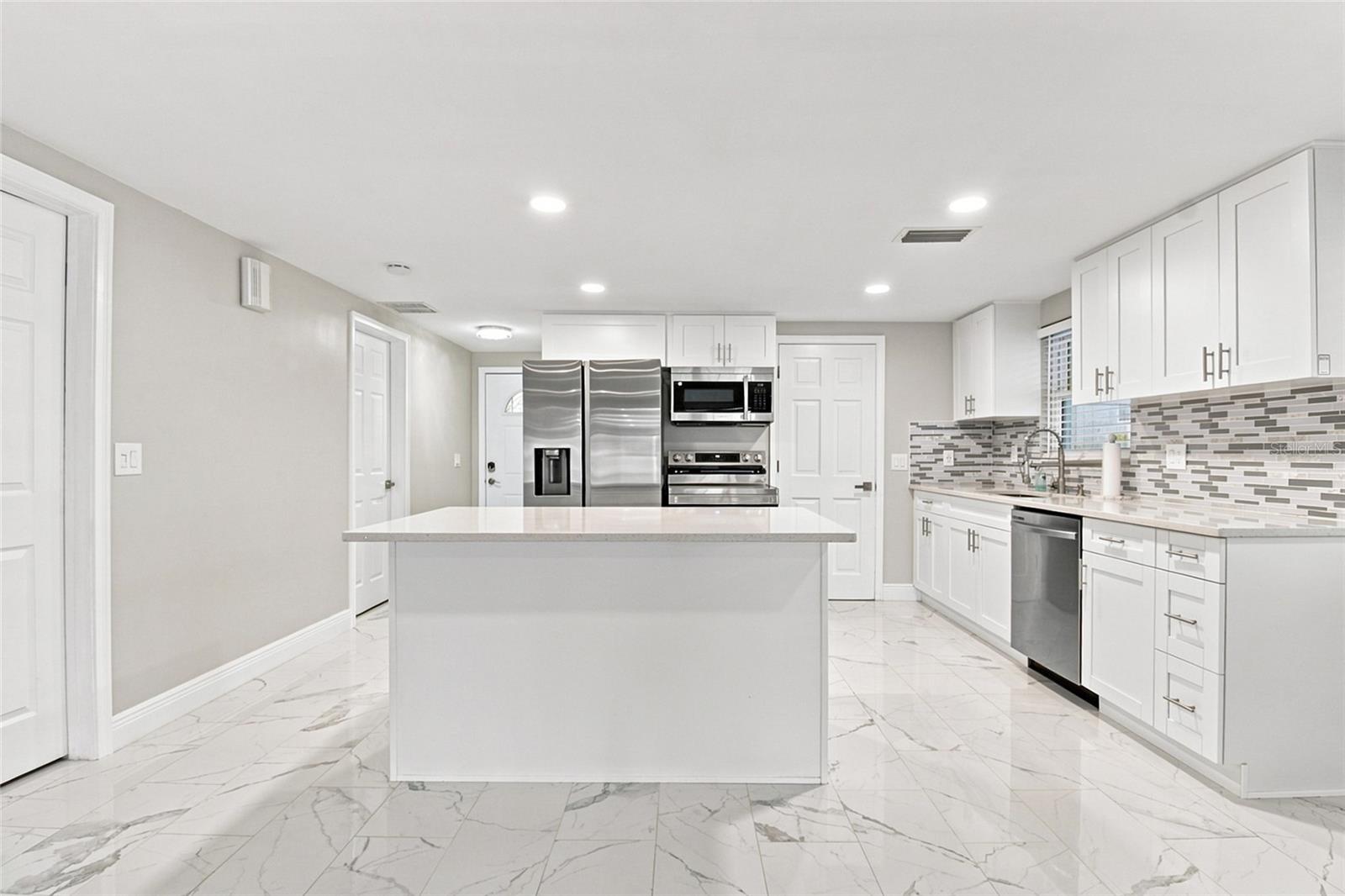 4549 TOPSAIL TRL — photo 17