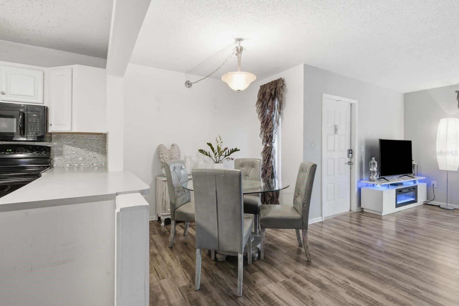 1179 PINE RIDGE CIR W #G1 — photo 10