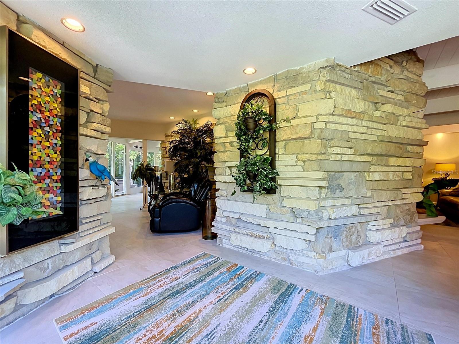 1653 SUNNYBROOK LN — photo 32