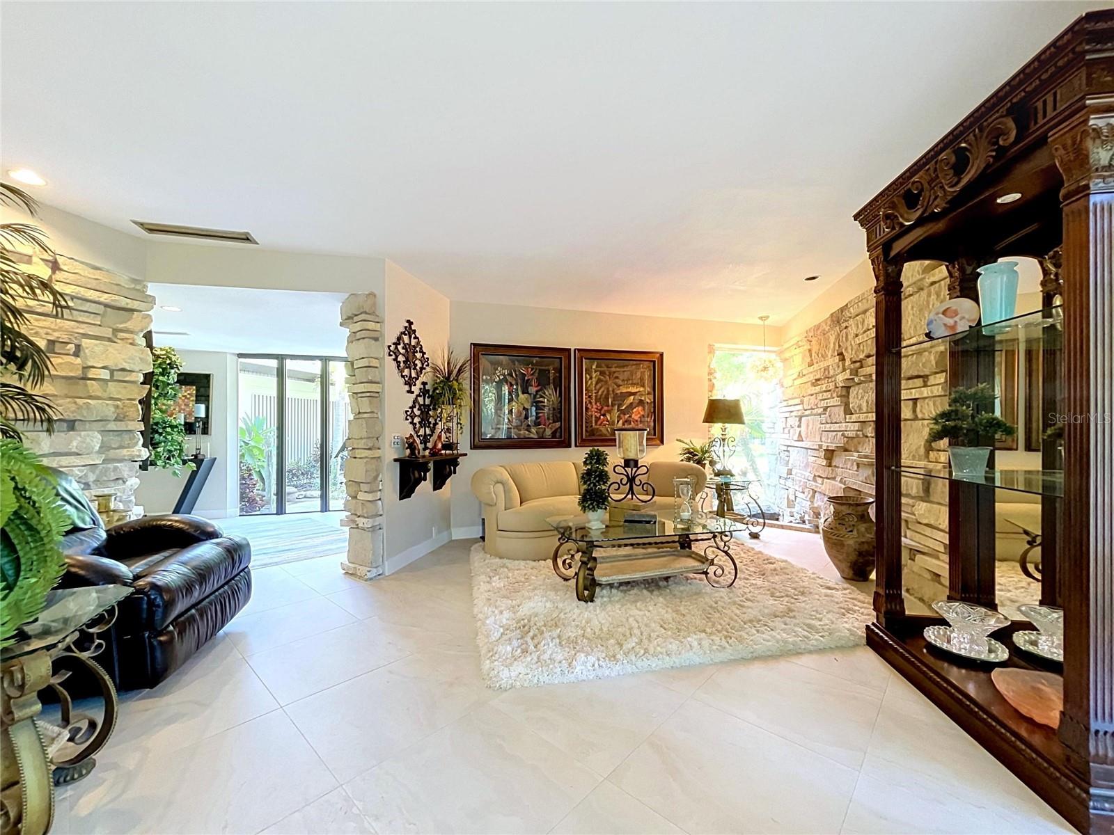 1653 SUNNYBROOK LN — photo 33