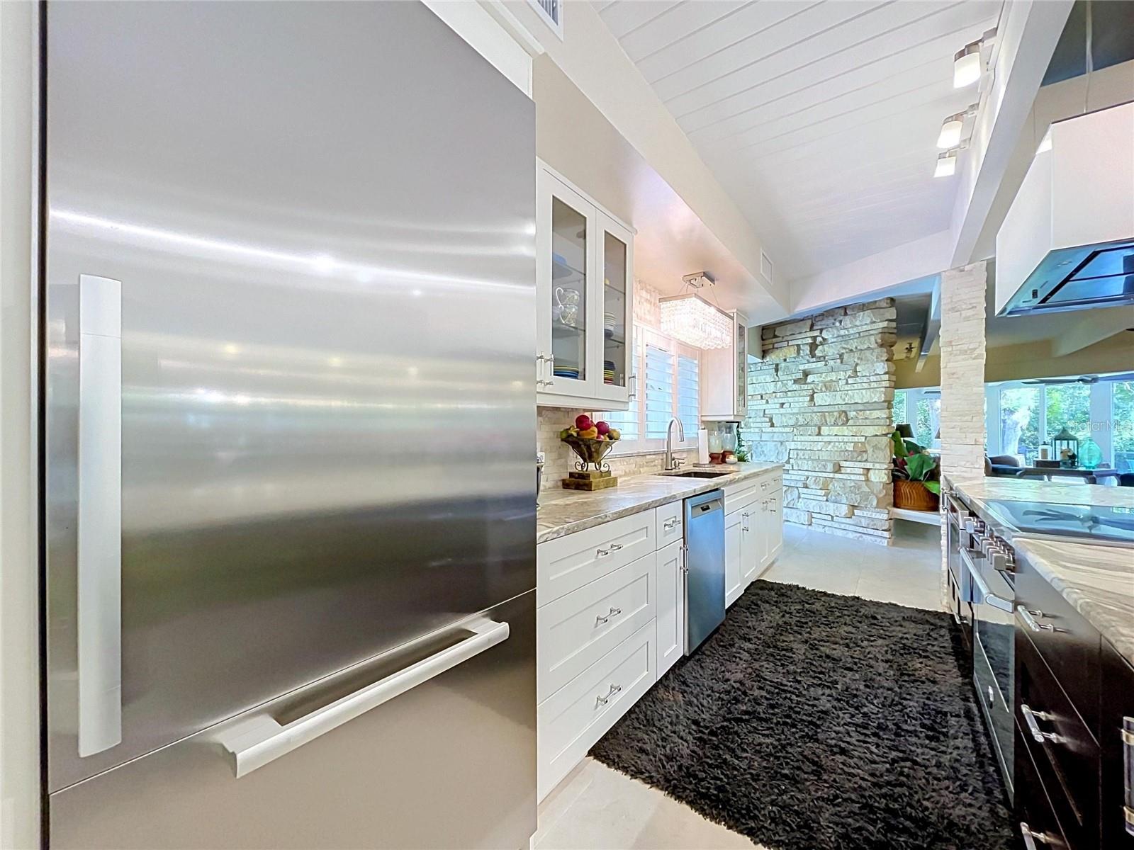 1653 SUNNYBROOK LN — photo 62