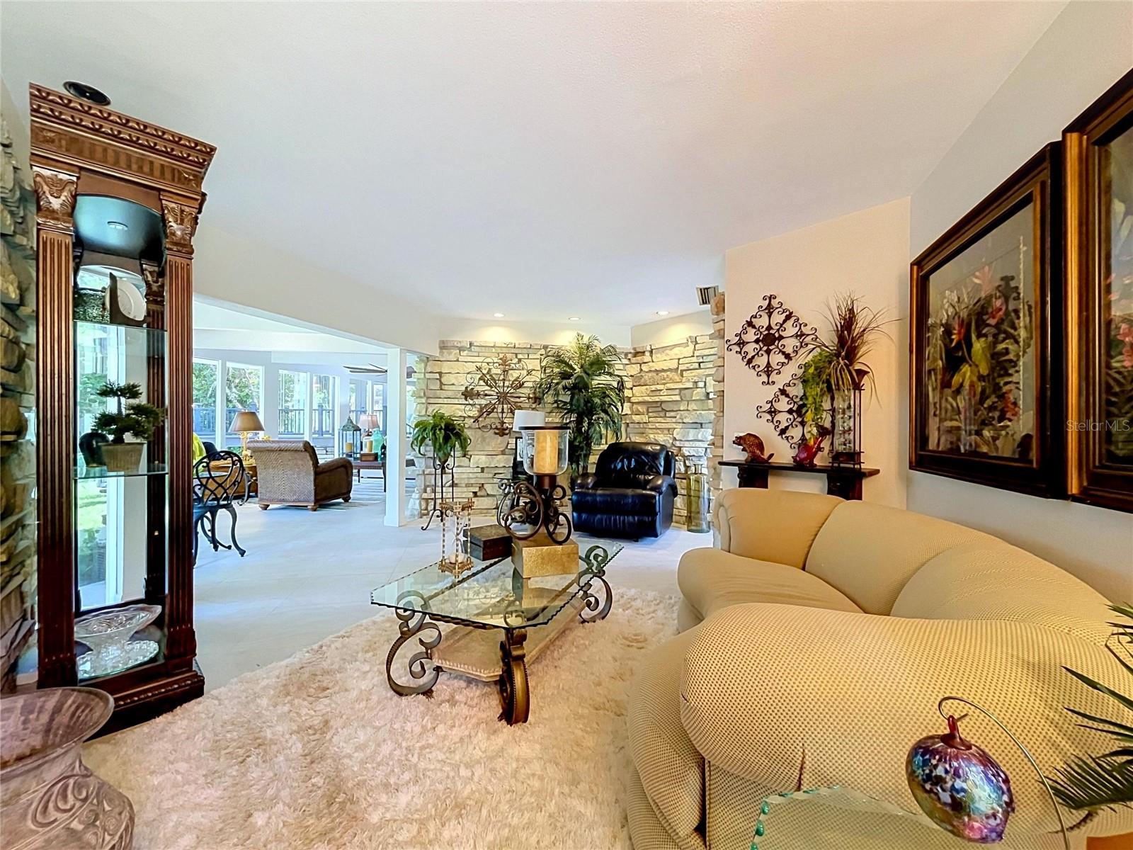 1653 SUNNYBROOK LN — photo 36