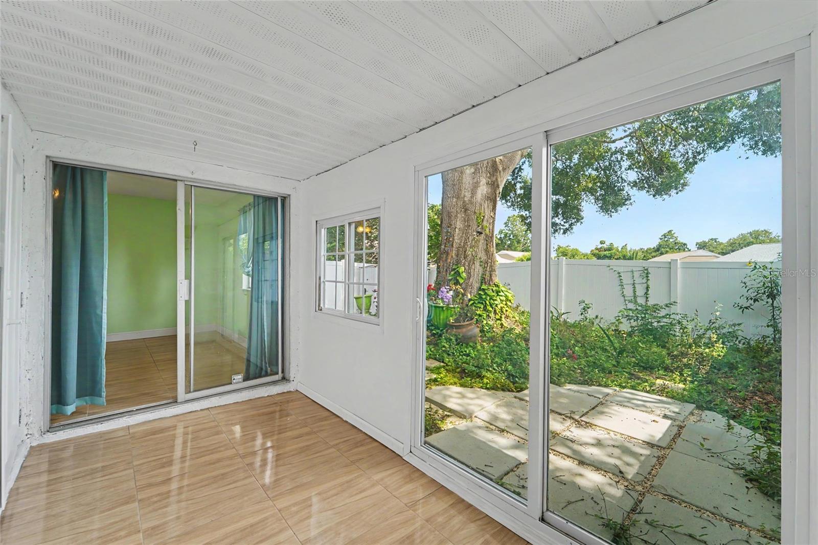 3174 PHLOX DR — photo 14