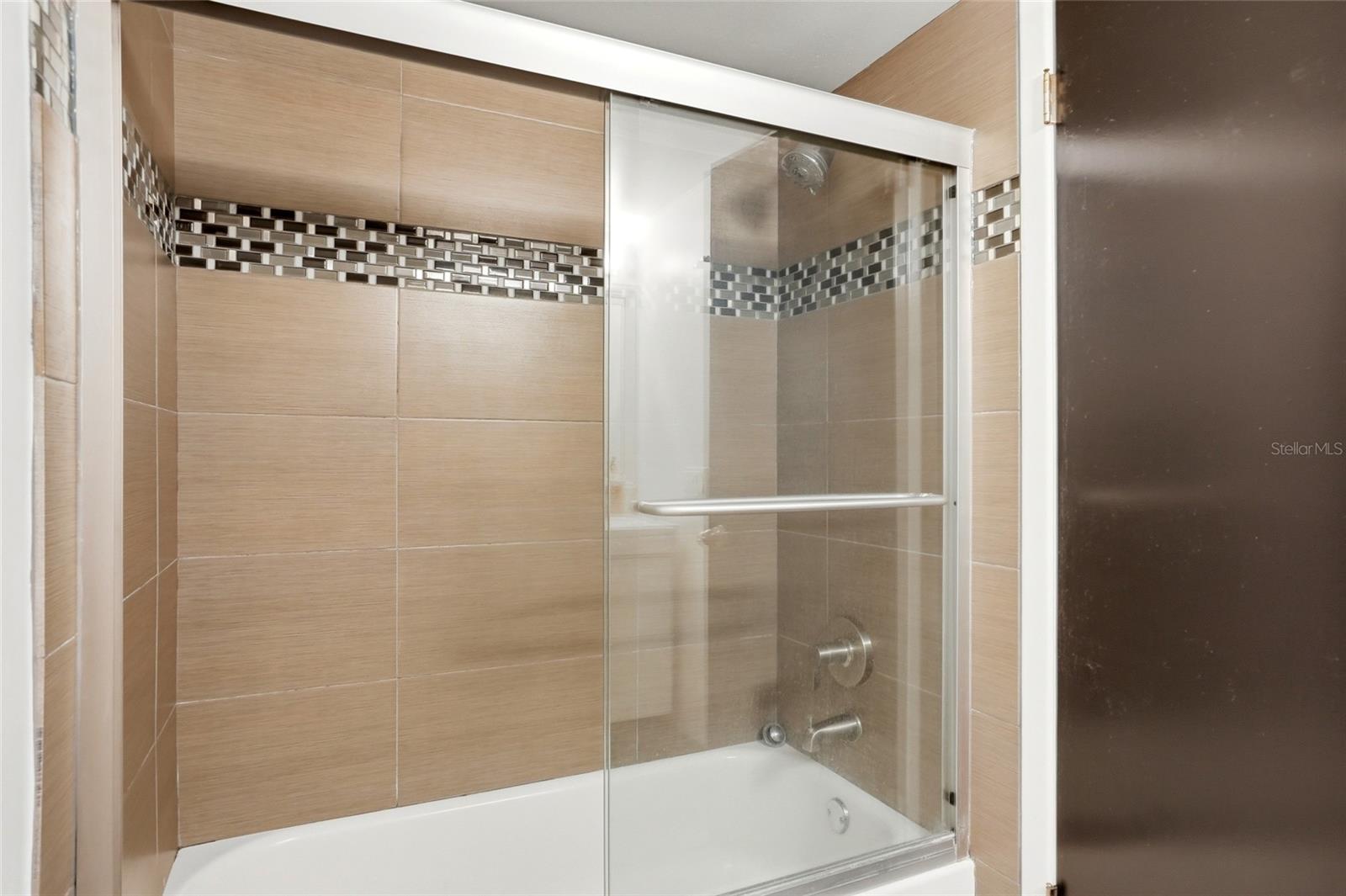 125 5TH AVE NE #210 — photo 10
