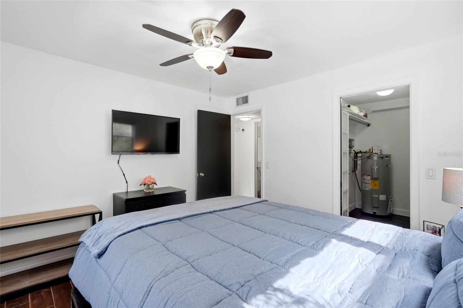 125 5TH AVE NE #210 — photo 12