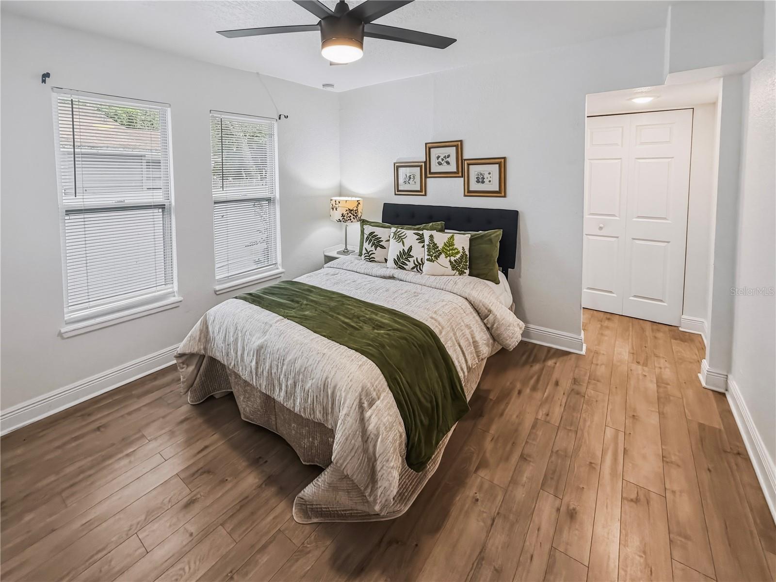 210 E CLUSTER AVE — photo 50