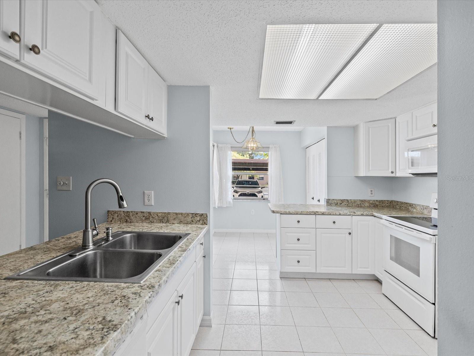 3806 STAYSAIL LN — photo 7