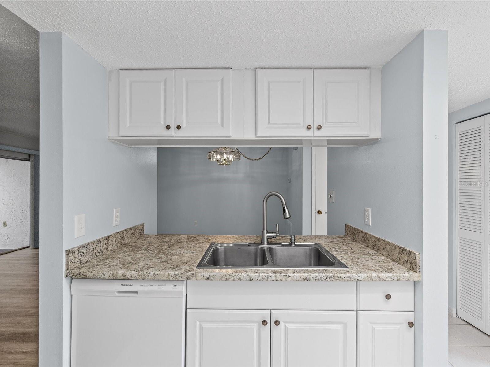 3806 STAYSAIL LN — photo 10