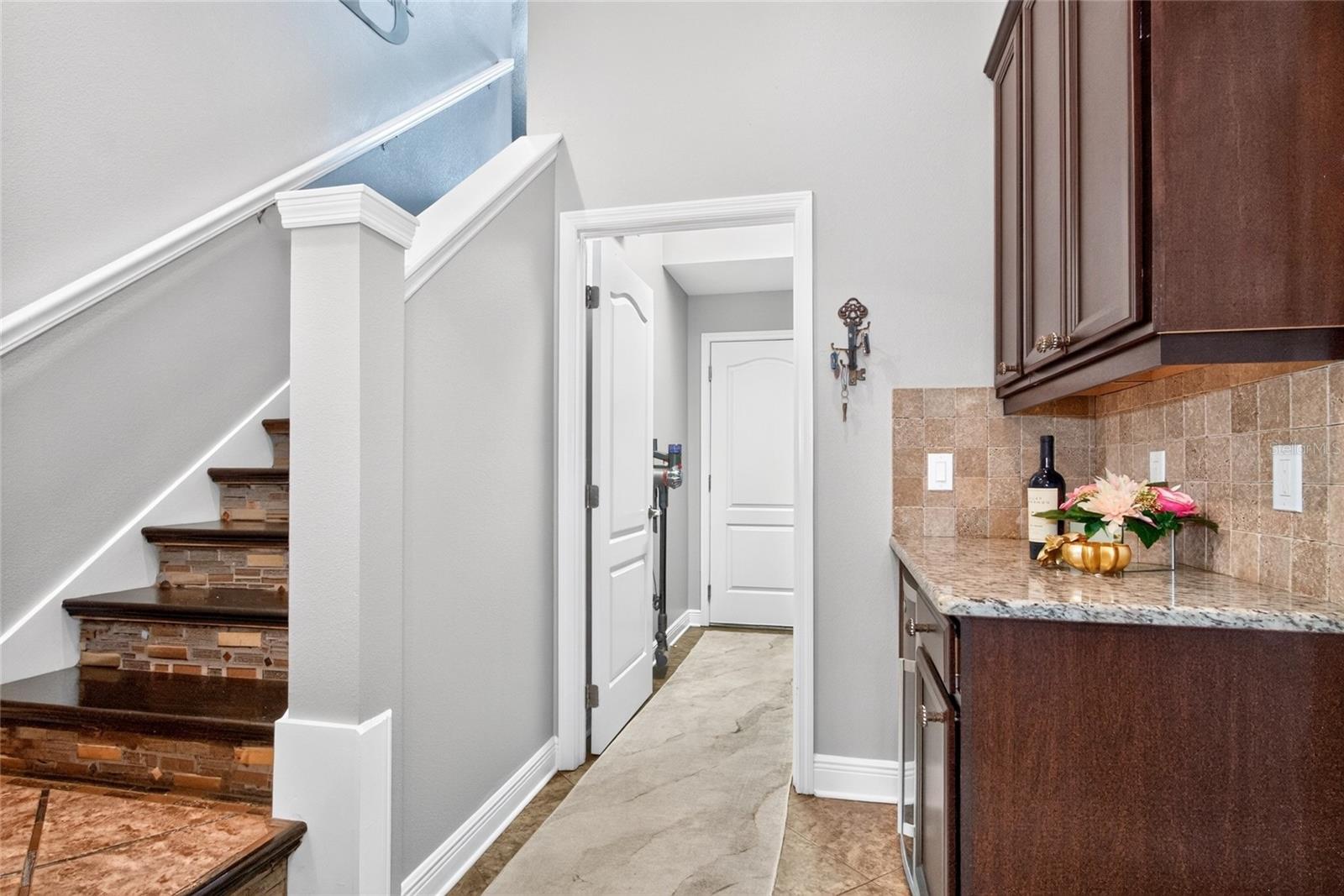 2823 COLEWOOD LN — photo 33