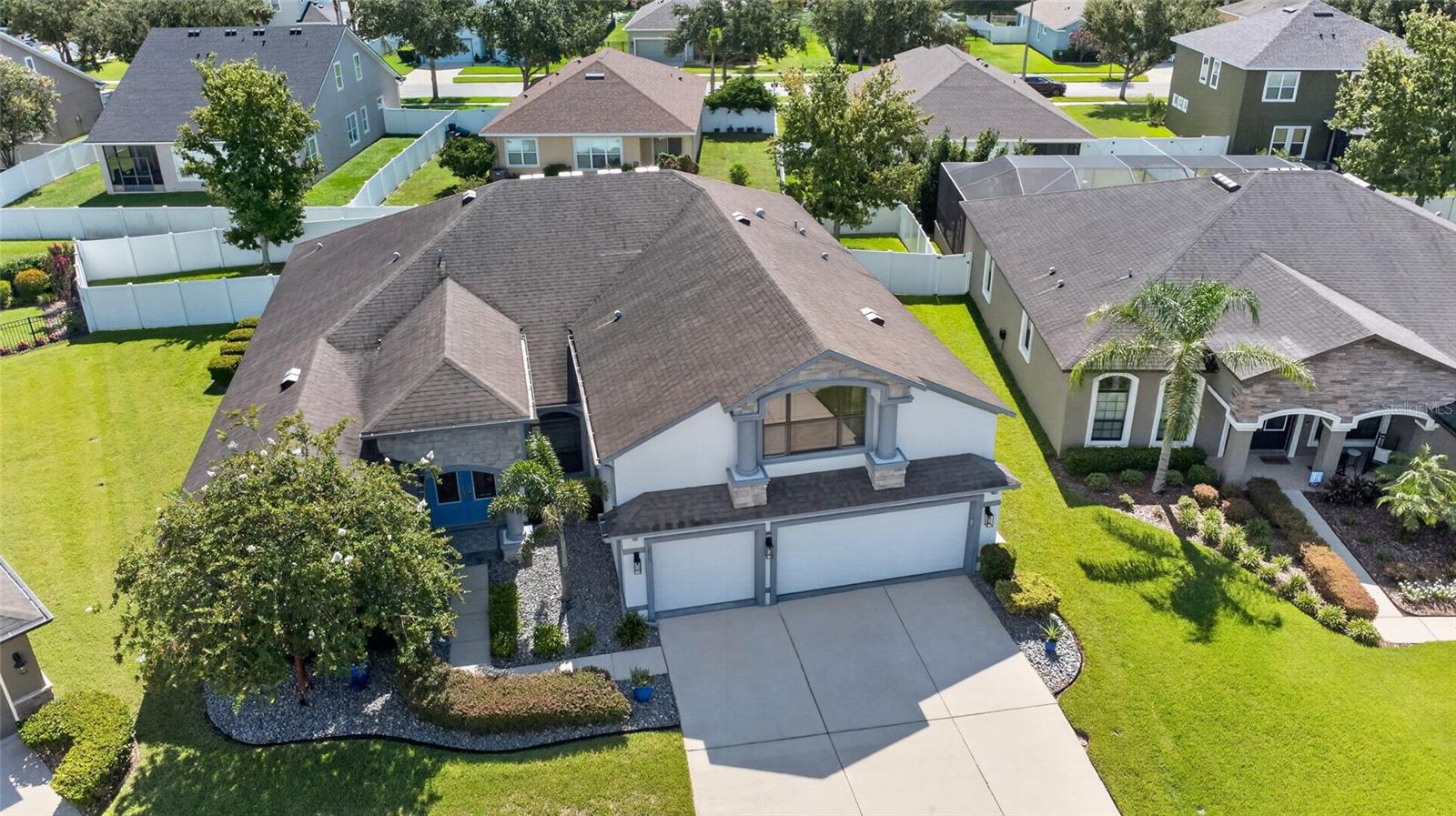 2823 COLEWOOD LN — photo 3