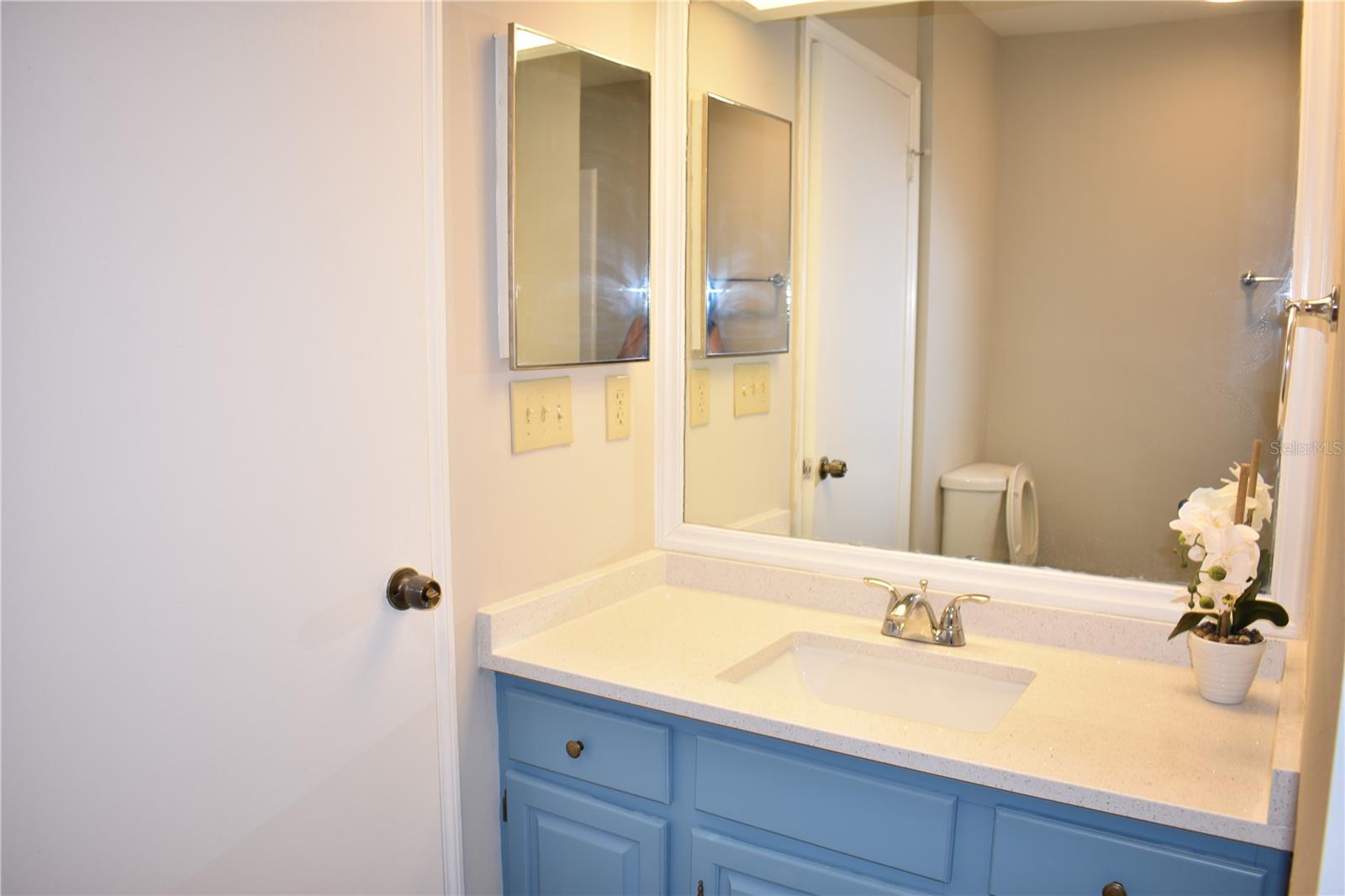 1702 AURA CT — photo 23