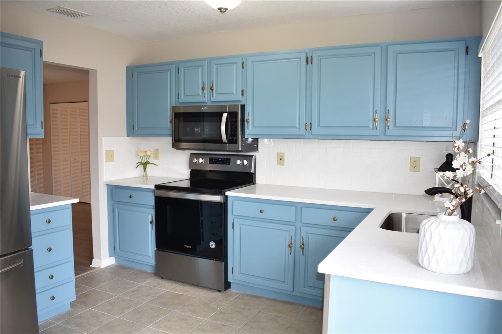 1702 AURA CT — photo 9