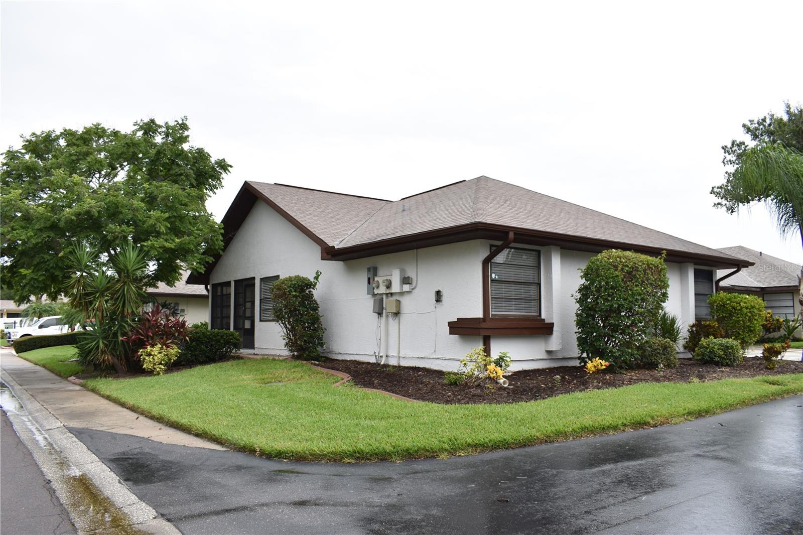 1702 AURA CT — photo 28