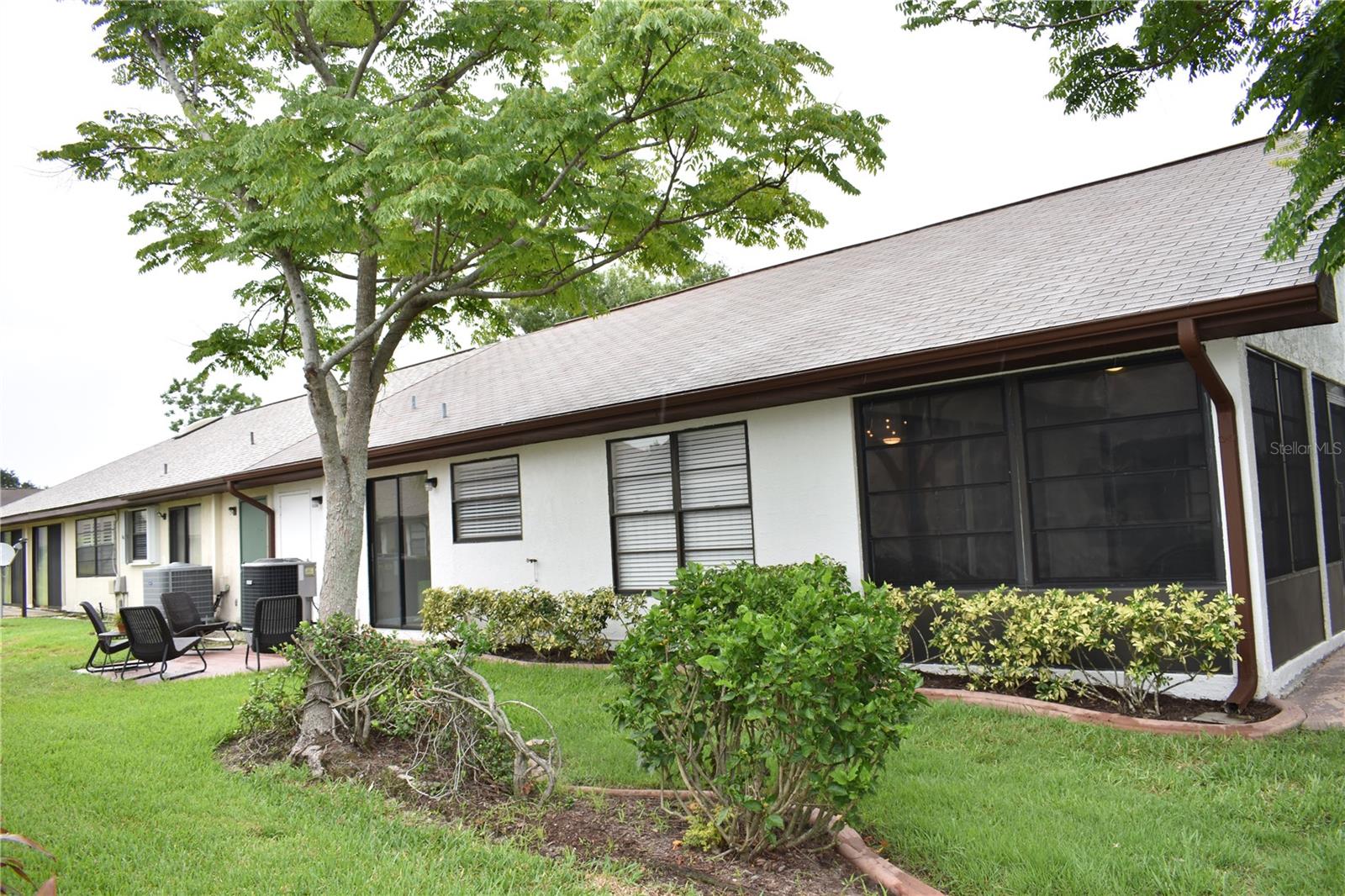 1702 AURA CT — photo 34