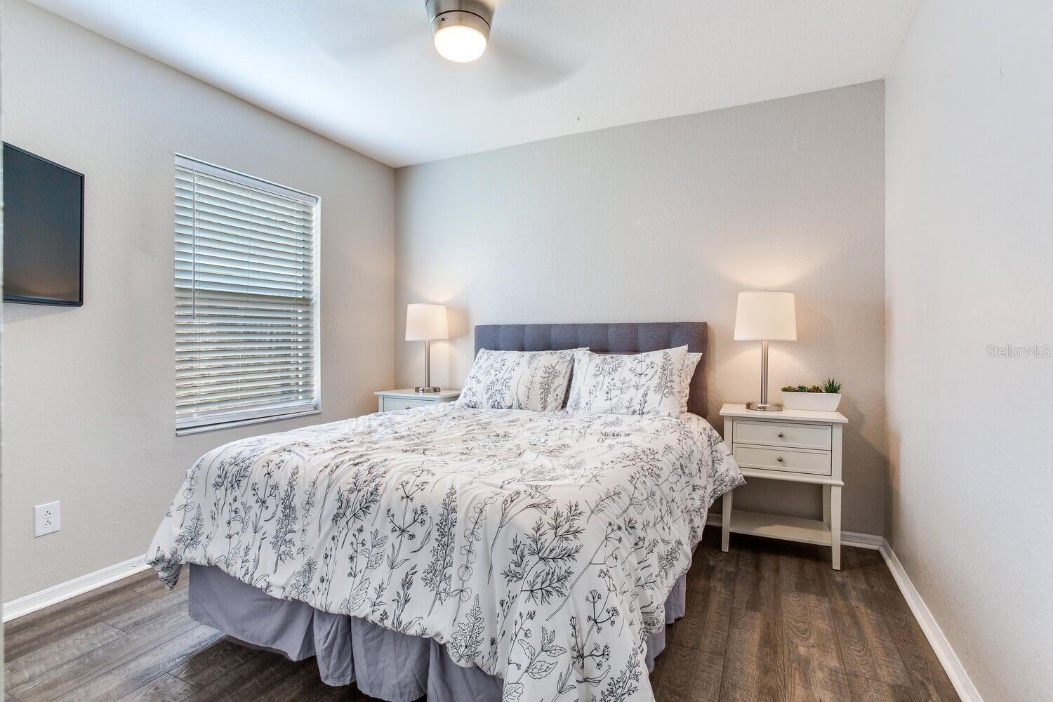 1126 VINETREE DR — photo 14