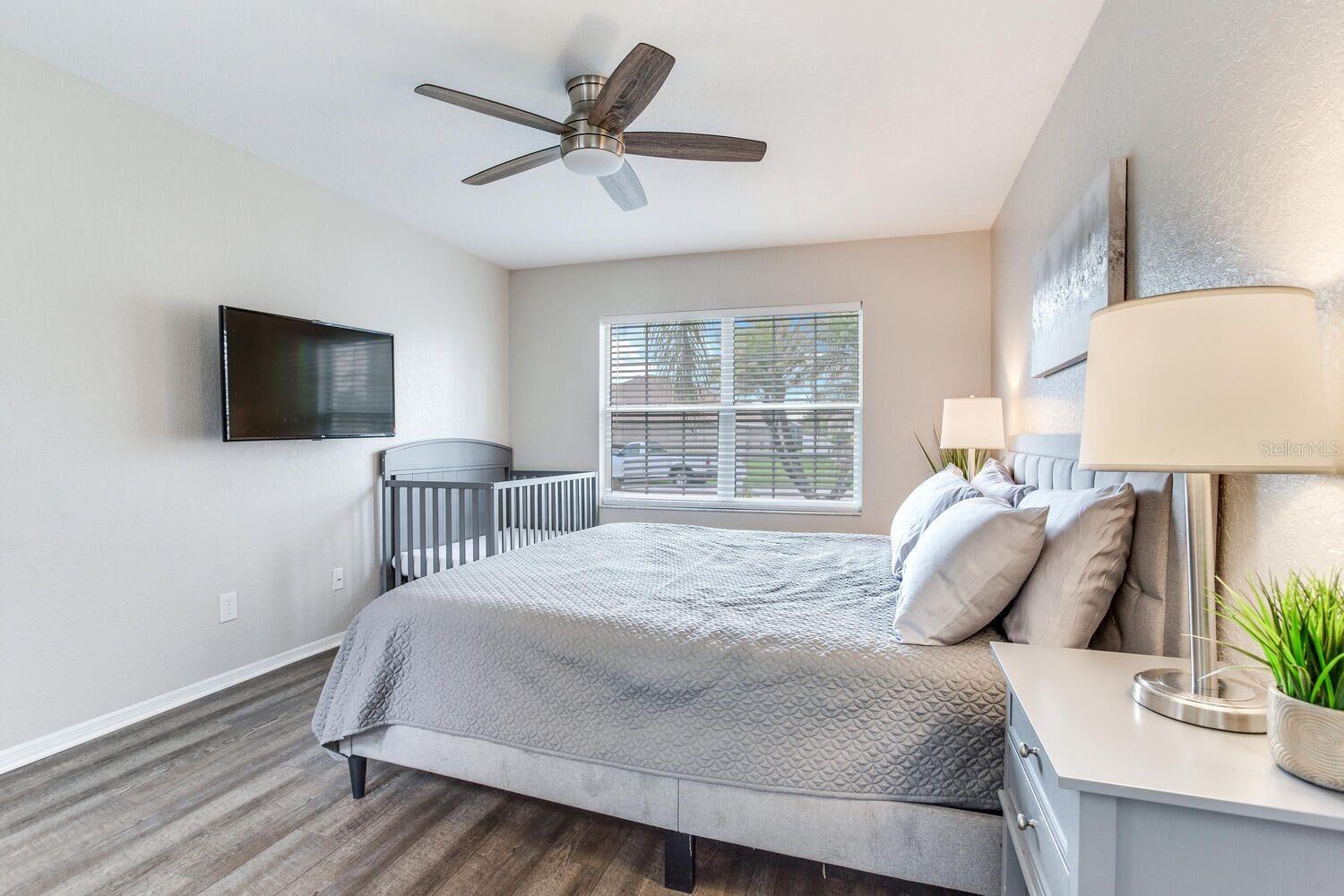 1126 VINETREE DR — photo 10