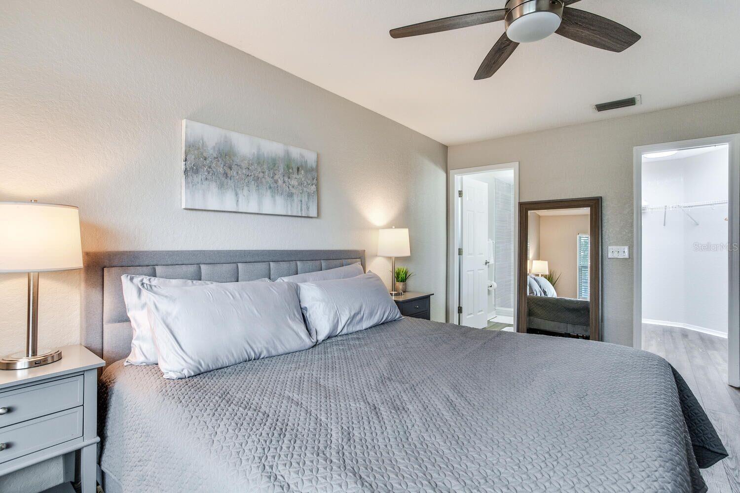 1126 VINETREE DR — photo 11