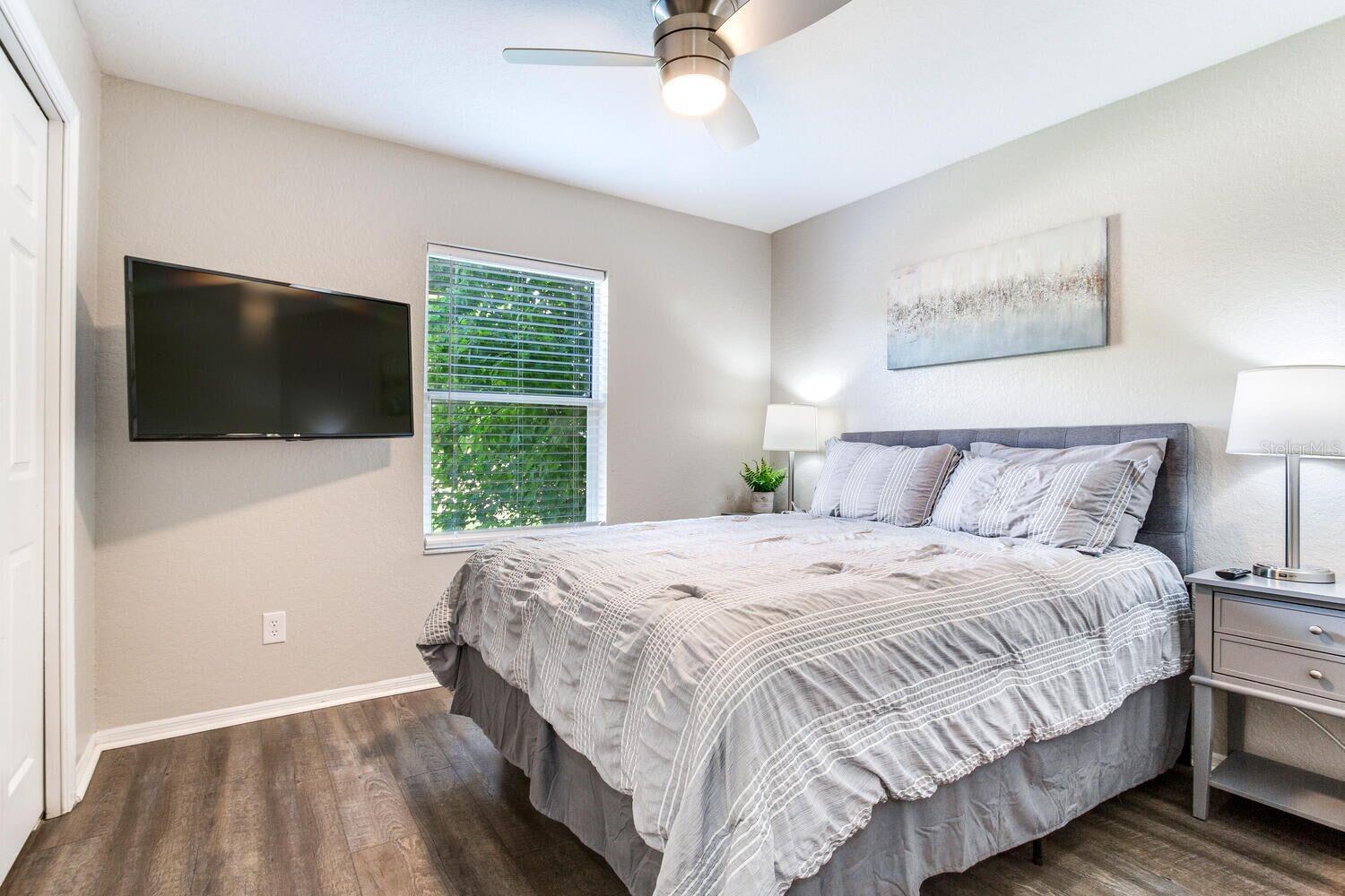1126 VINETREE DR — photo 17
