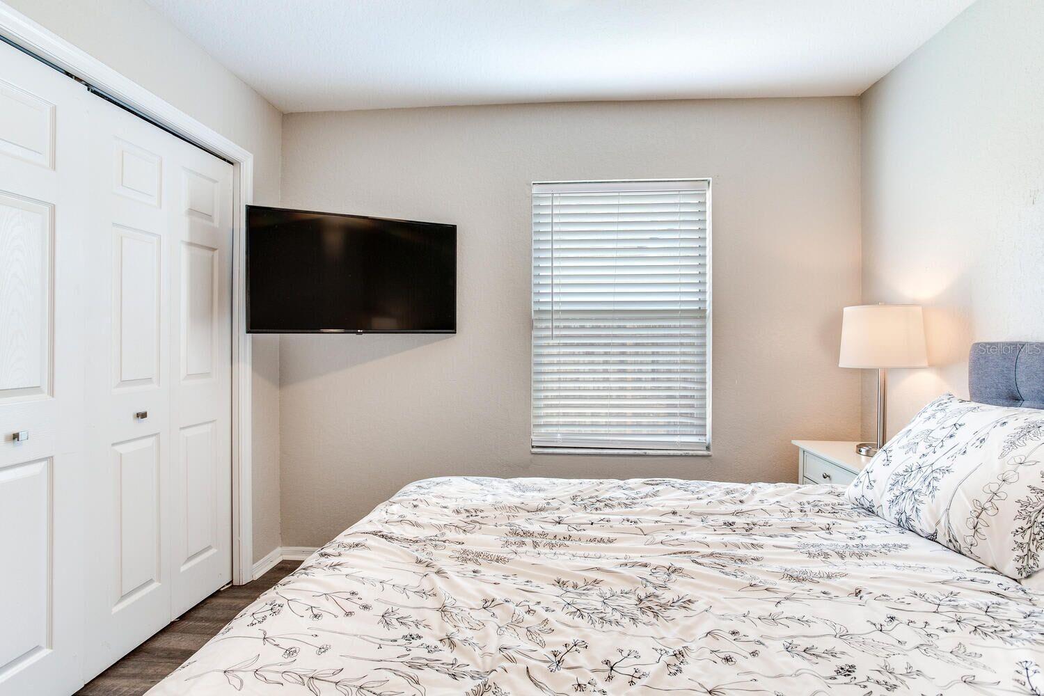 1126 VINETREE DR — photo 15