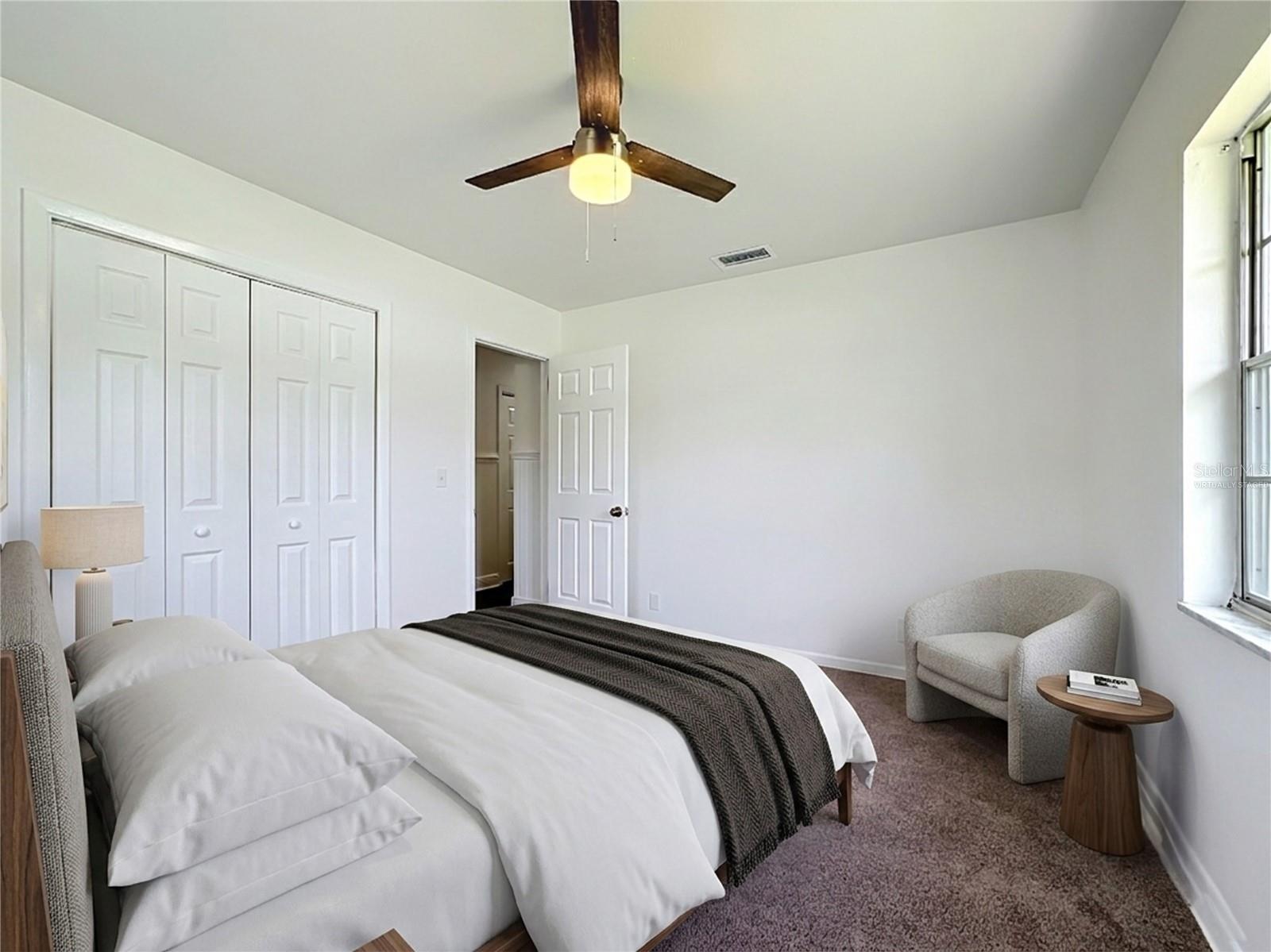 514 W HILDA DR — photo 41
