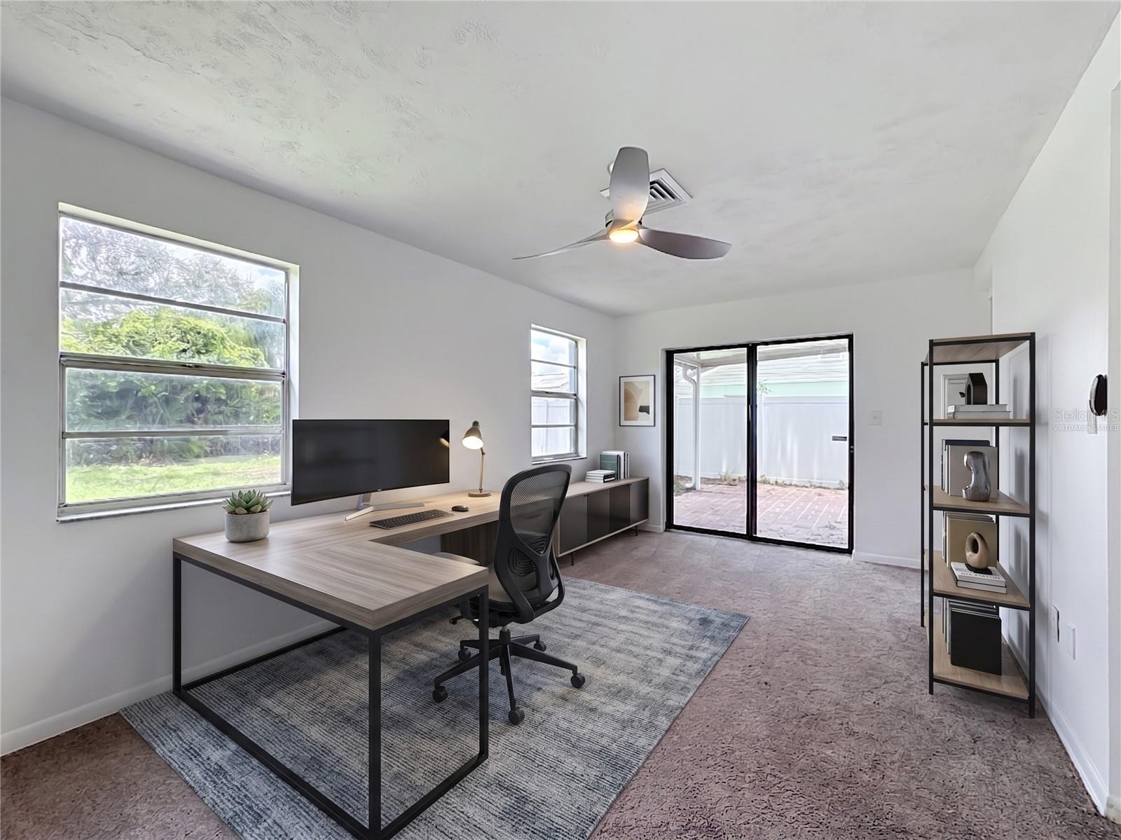 514 W HILDA DR — photo 28