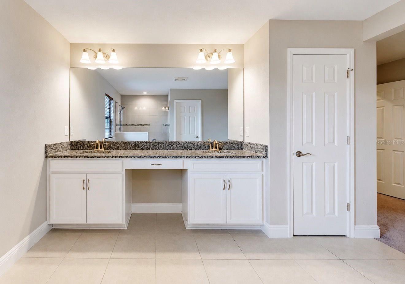 14403 WOODLAND SPUR DR — photo 24
