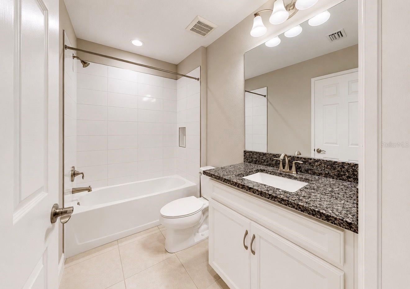 14403 WOODLAND SPUR DR — photo 38