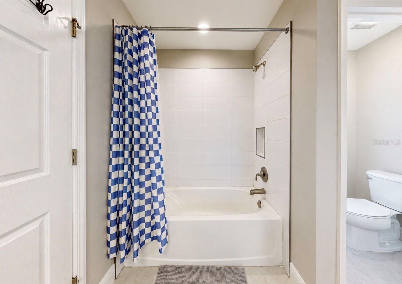 14403 WOODLAND SPUR DR — photo 31