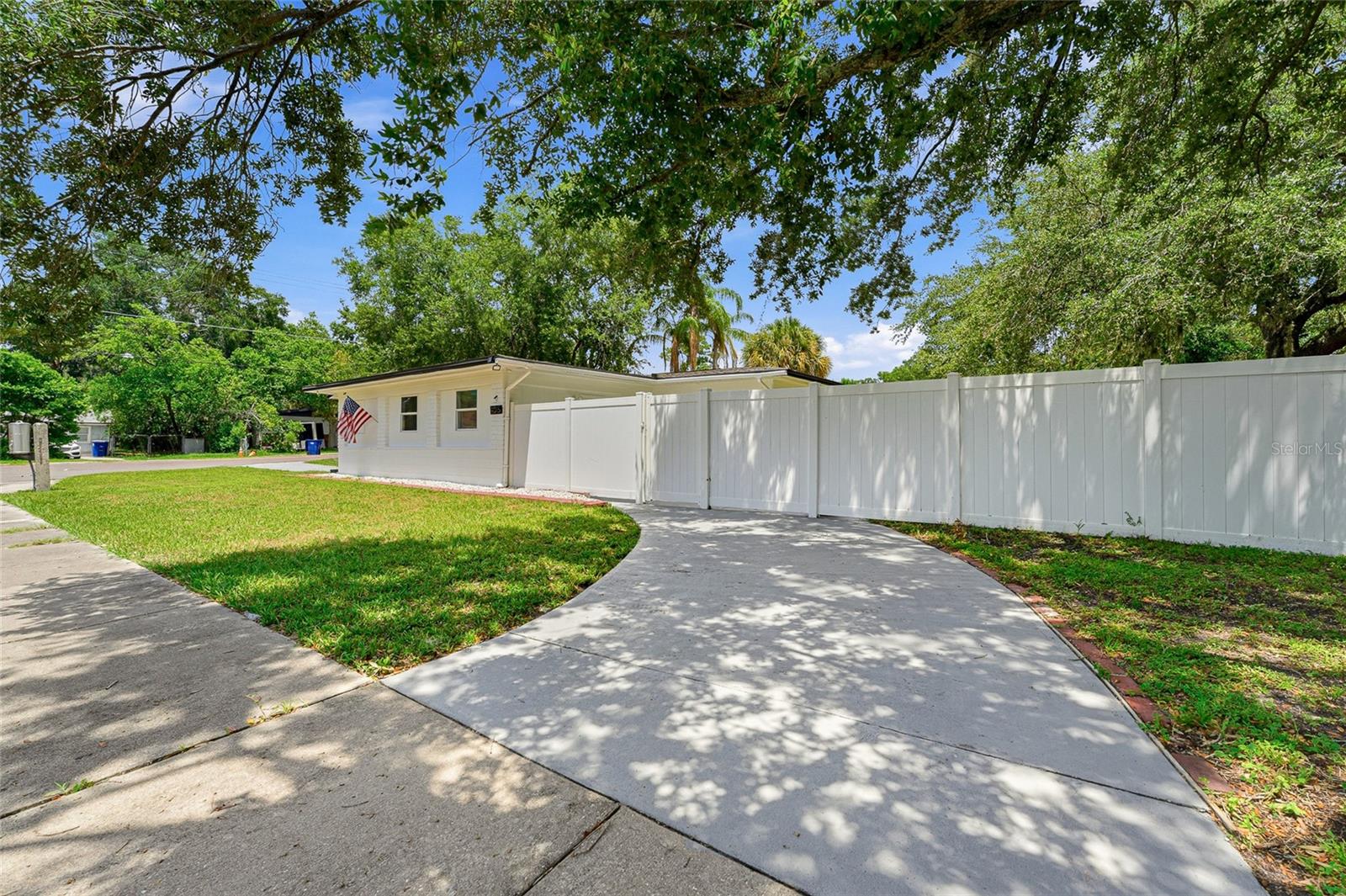 4015 RIVER HILLS DR — photo 49
