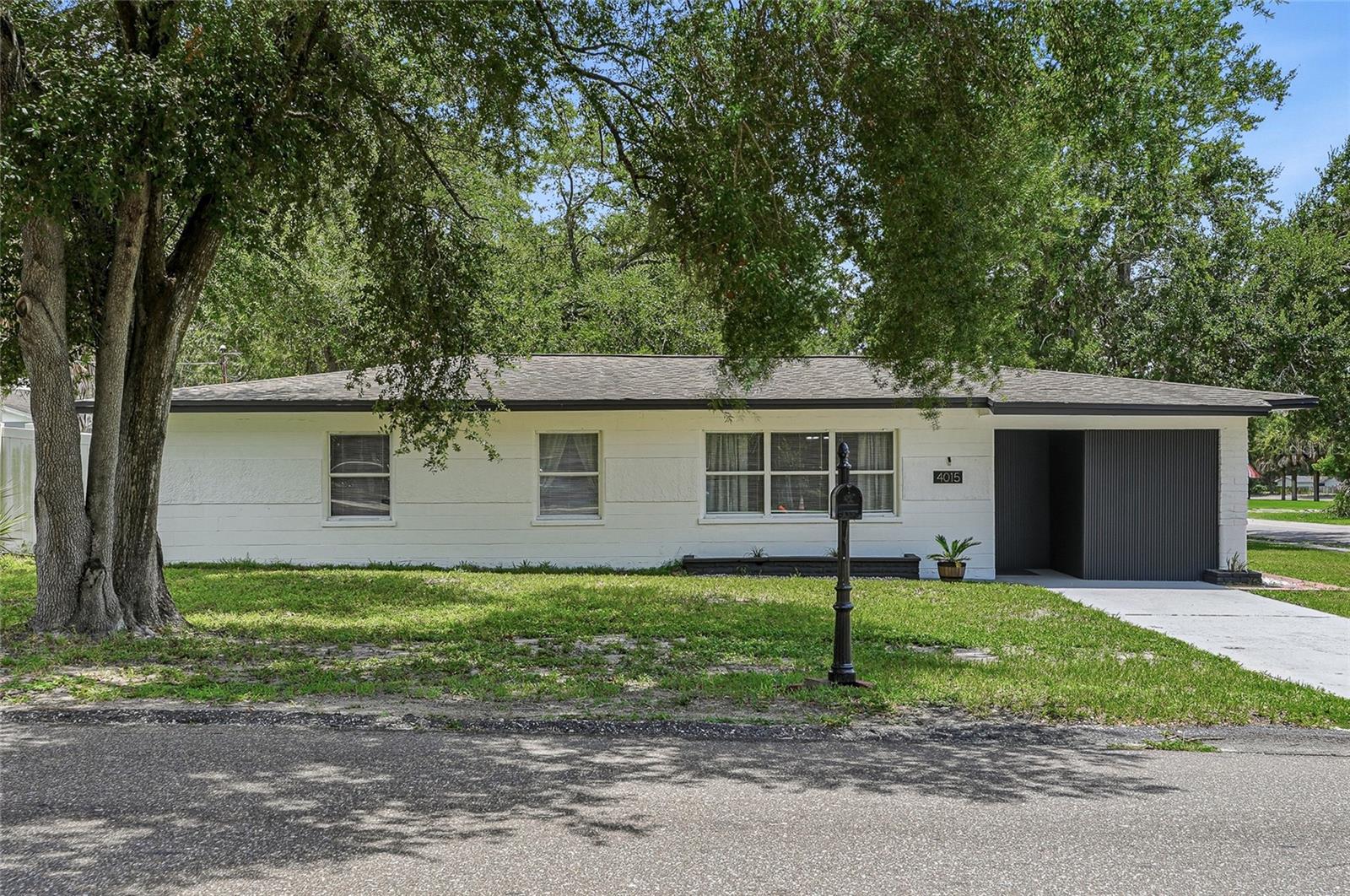 4015 RIVER HILLS DR — photo 2