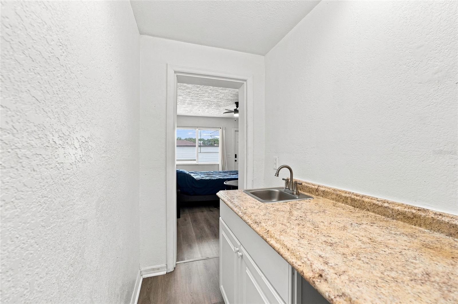 4015 RIVER HILLS DR — photo 40