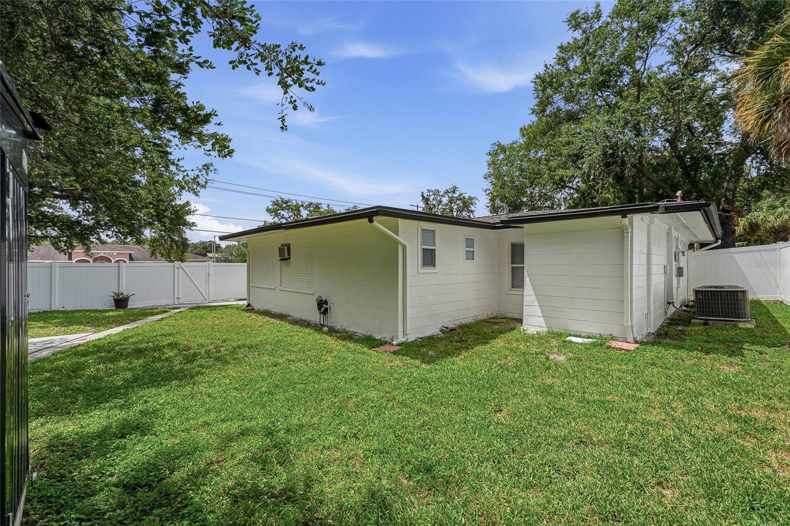 4015 RIVER HILLS DR — photo 47