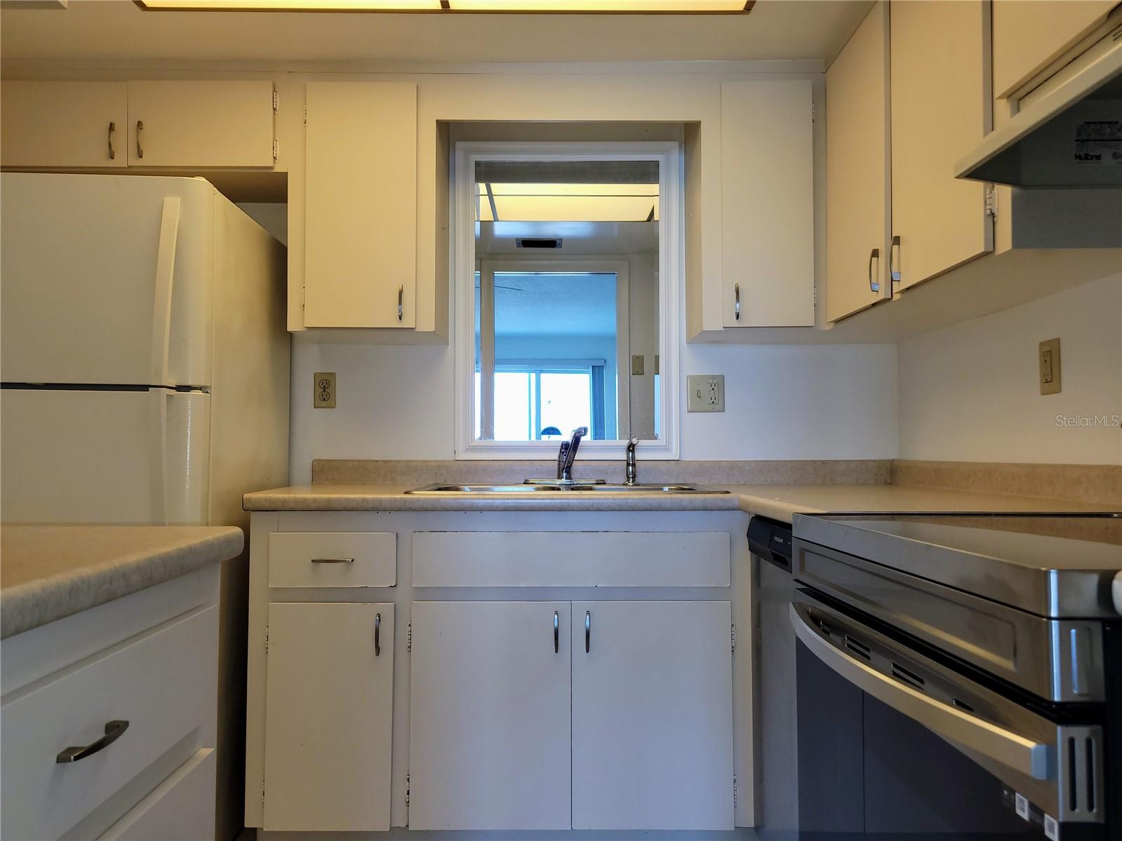 400 64TH AVE #1001 W — photo 7