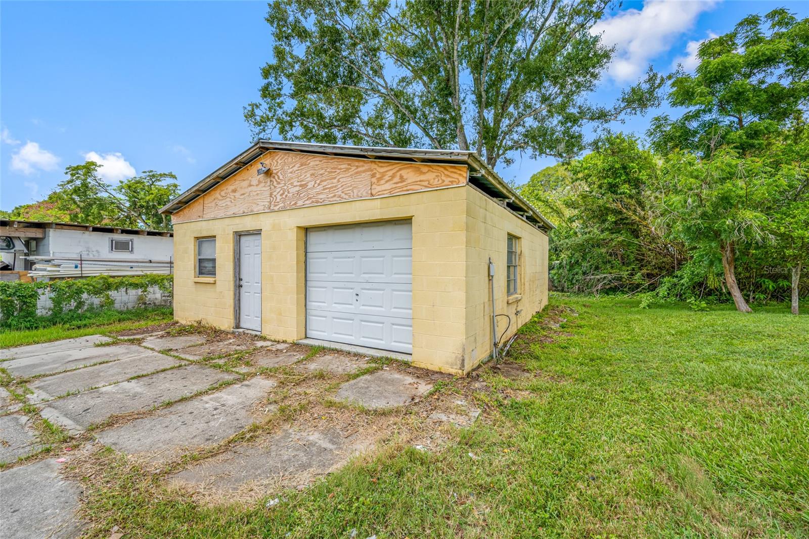 13030 DELWOOD RD — photo 44